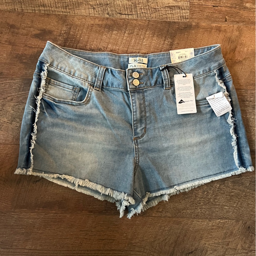 Mudd High Rise Shortie shorts, size 17 junior women NWT